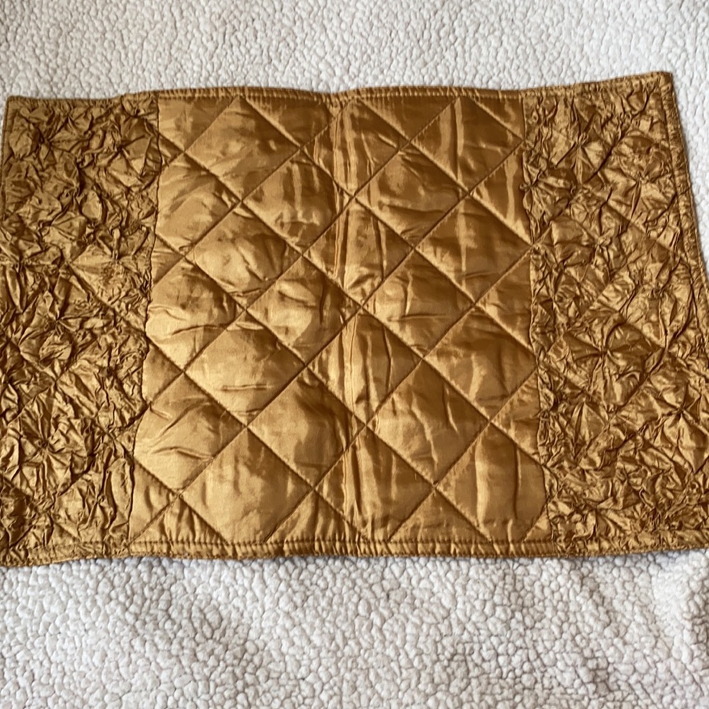 4 piece placements gold satin